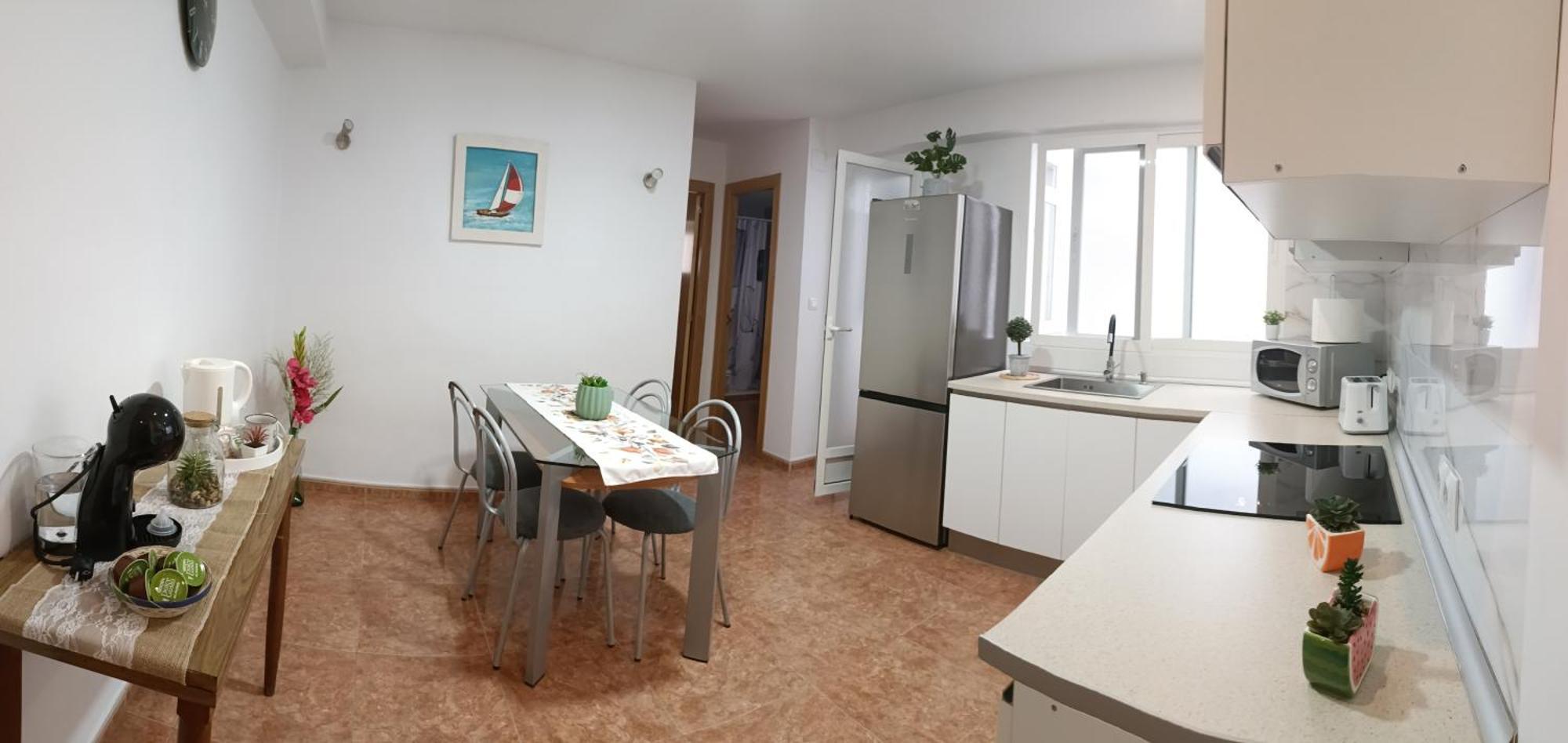 Daoiz, Vivienda Vacacional Para Familias Y Mayores De 25 Anos En El Grao De Gandia 3Ro Sin Ascensor Playa de Gandia Εξωτερικό φωτογραφία